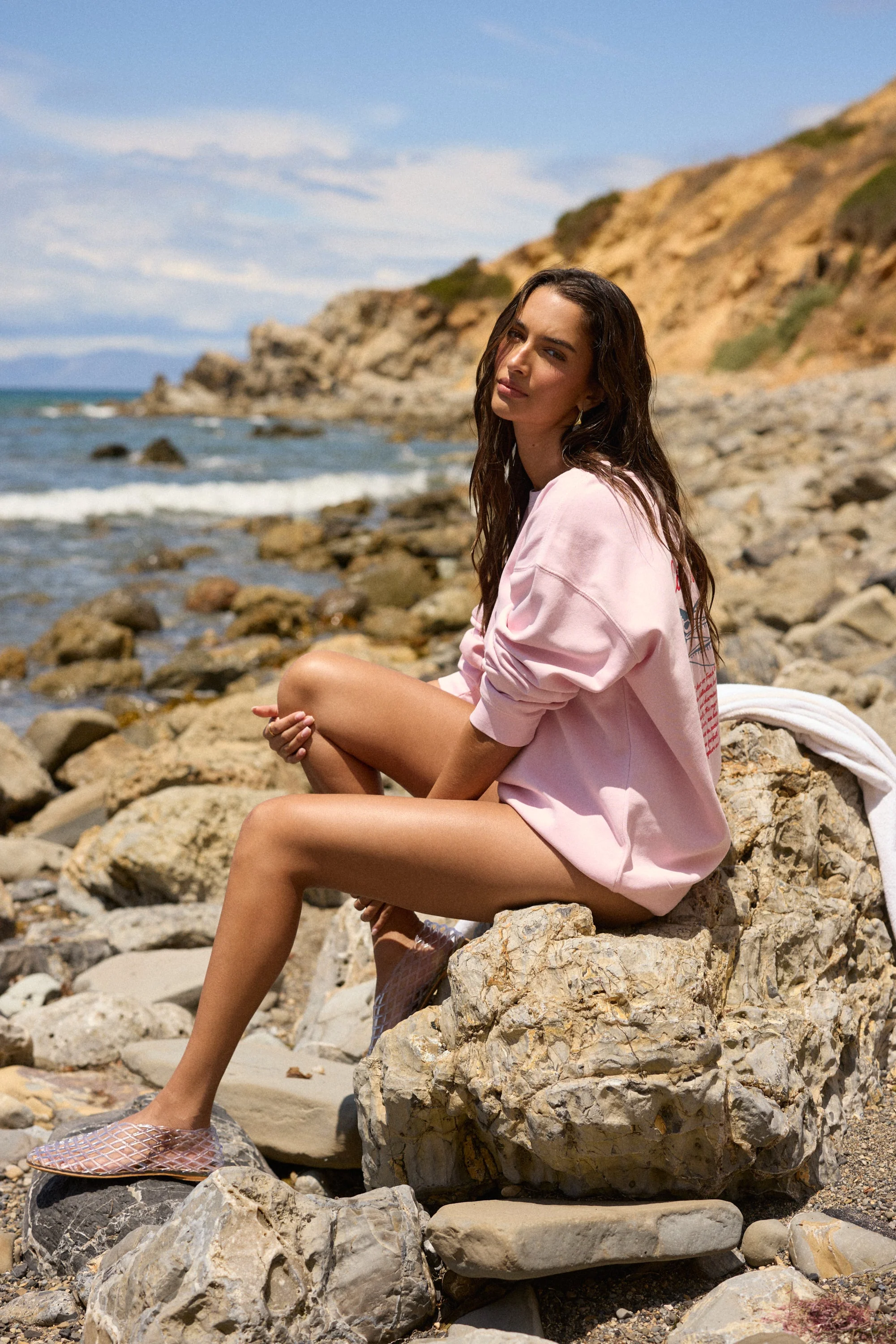 3 Fish Garment Dye Crewneck - Paradise Pink - Image 12