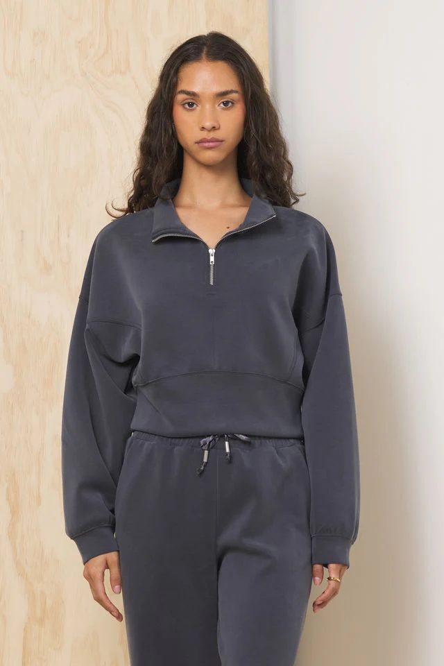 Luxe Cloud 2-Piece Set in Graphite - Image 2