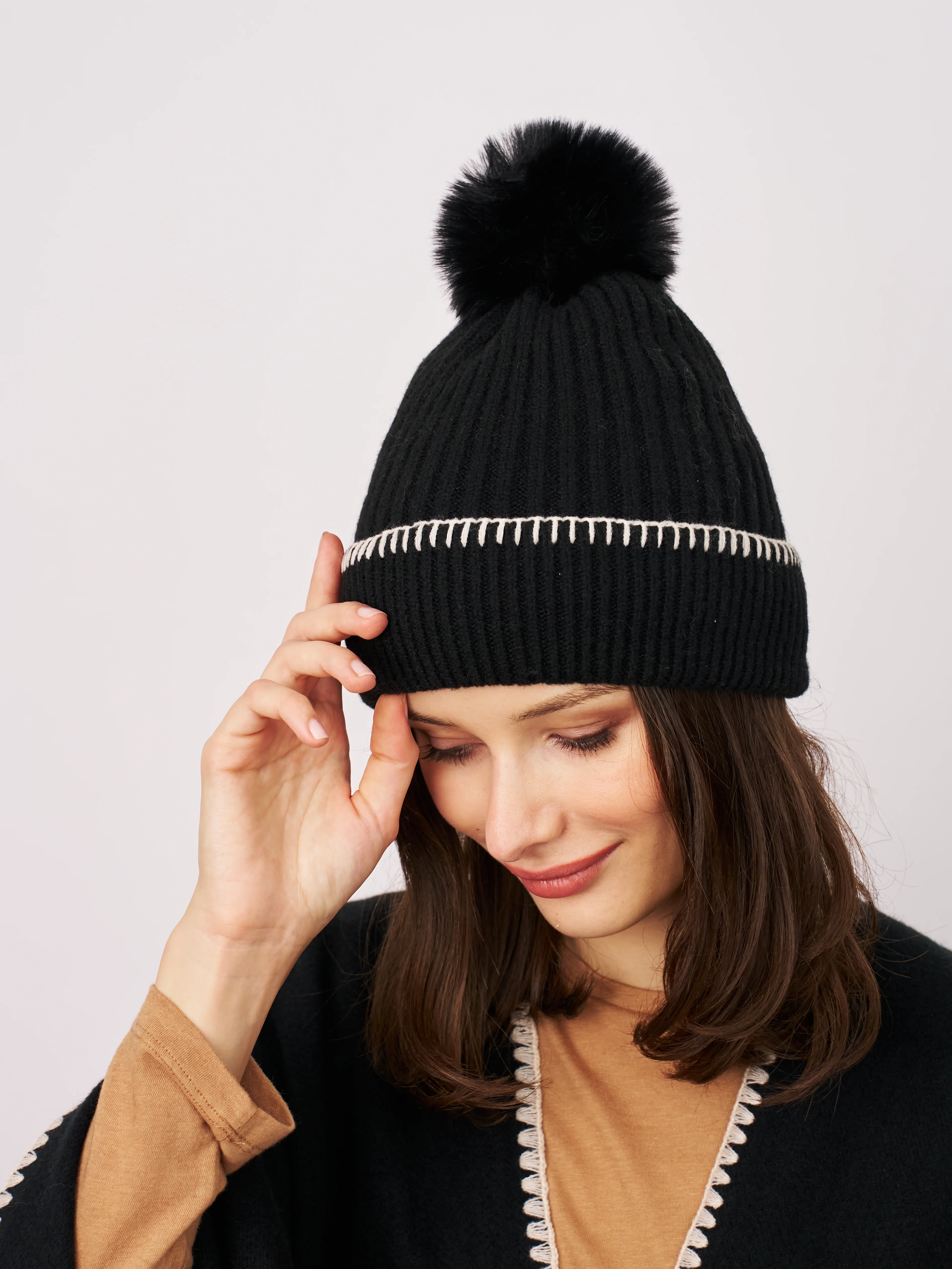 RIBBED POMPOM BEANIE - BLACK/IVORY - Image 2