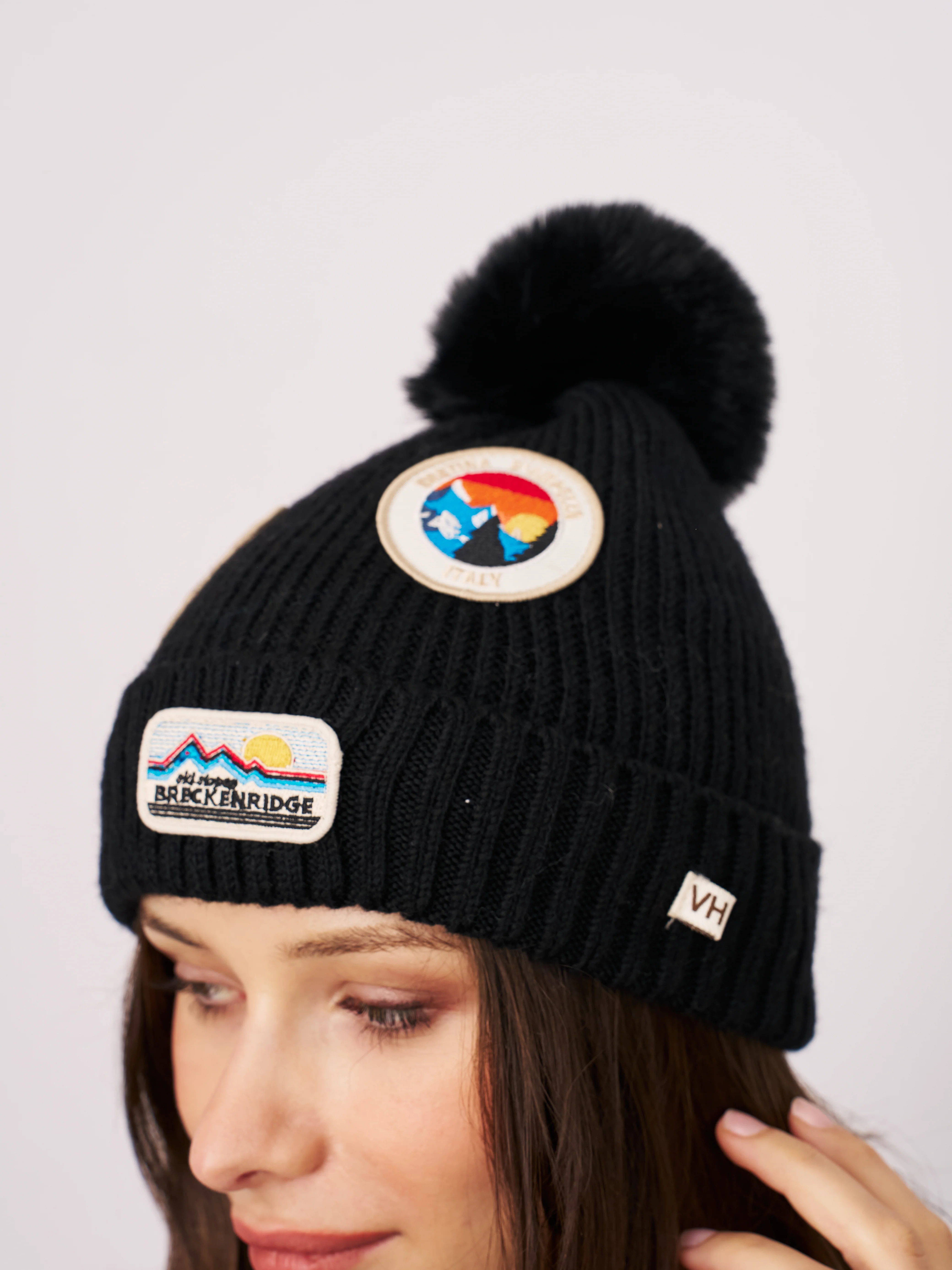 RIBBED POMPOM BEANIE WITH SWISS ALP PATCH - BLACK - Image 2