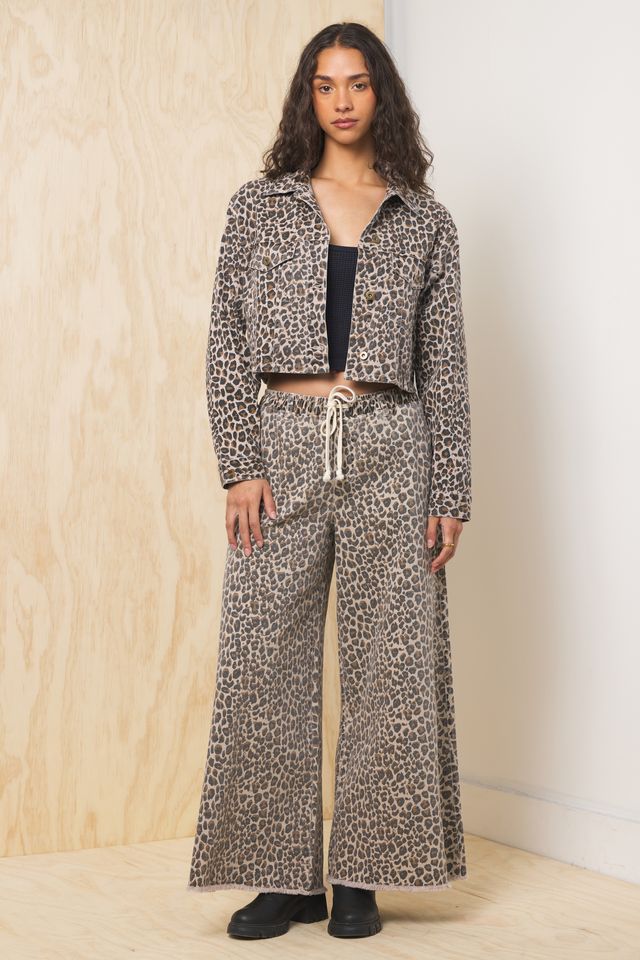 Stretch Denim Crop Jacket - Image 3