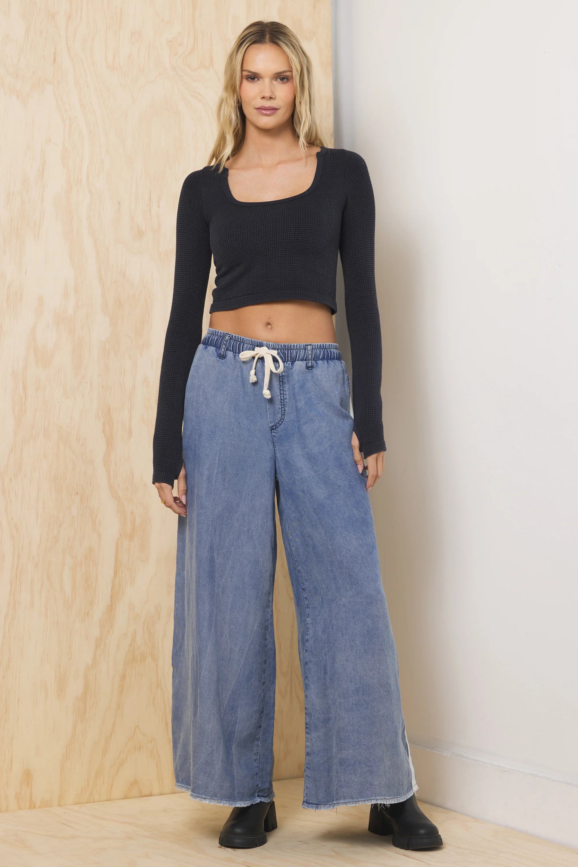 Tencel Wide Leg Pant w/ Contrast - Image 3