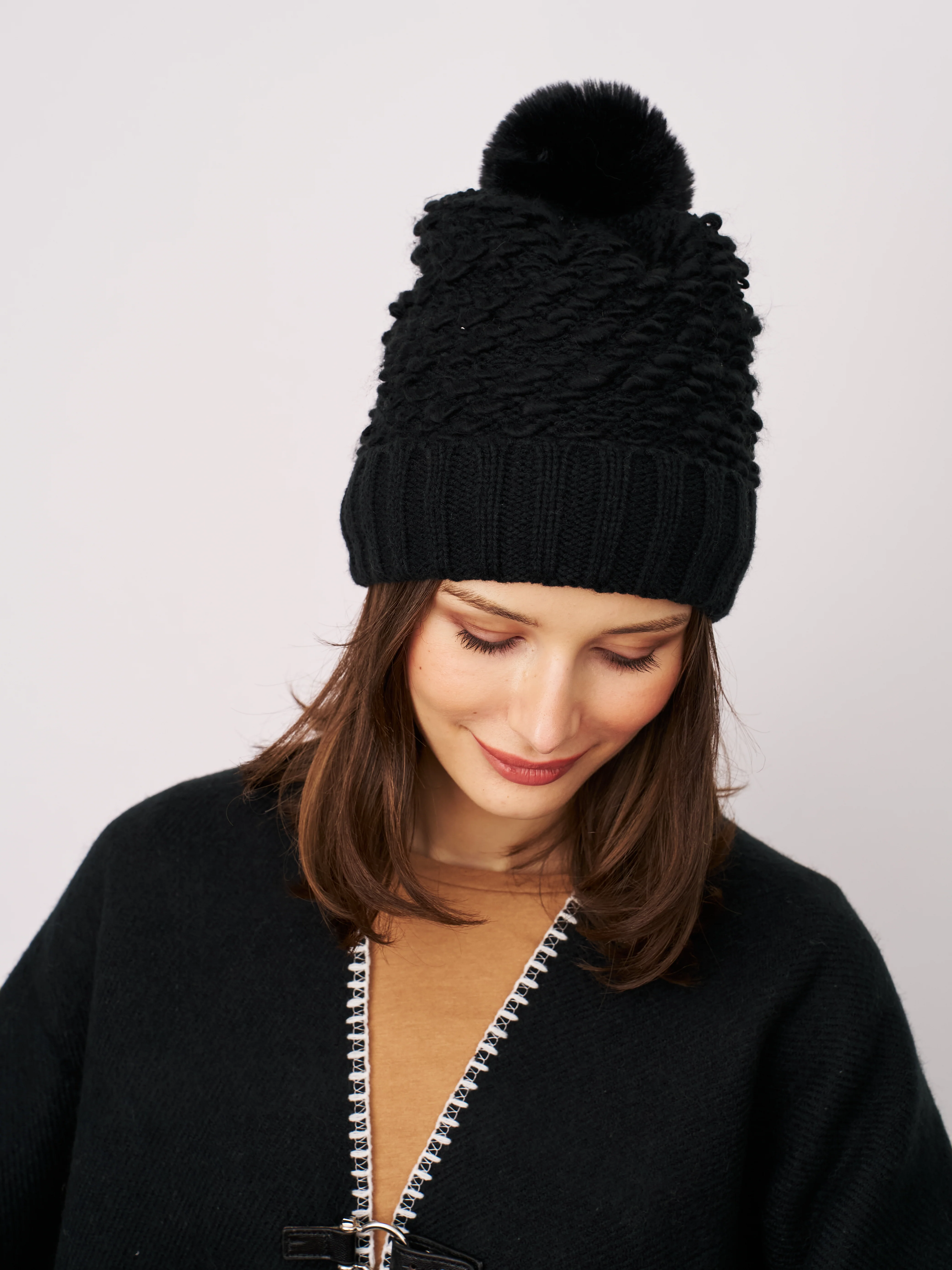 TURN UP POMPOM HAT - BLACK - Image 2