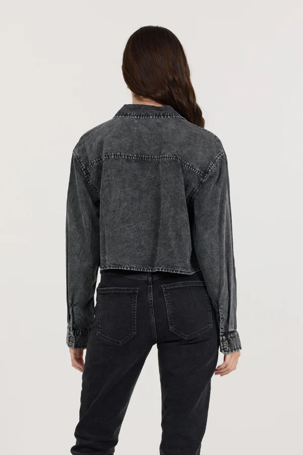 Washed Black Cropped Pocket Detail Shirt - Image 2
