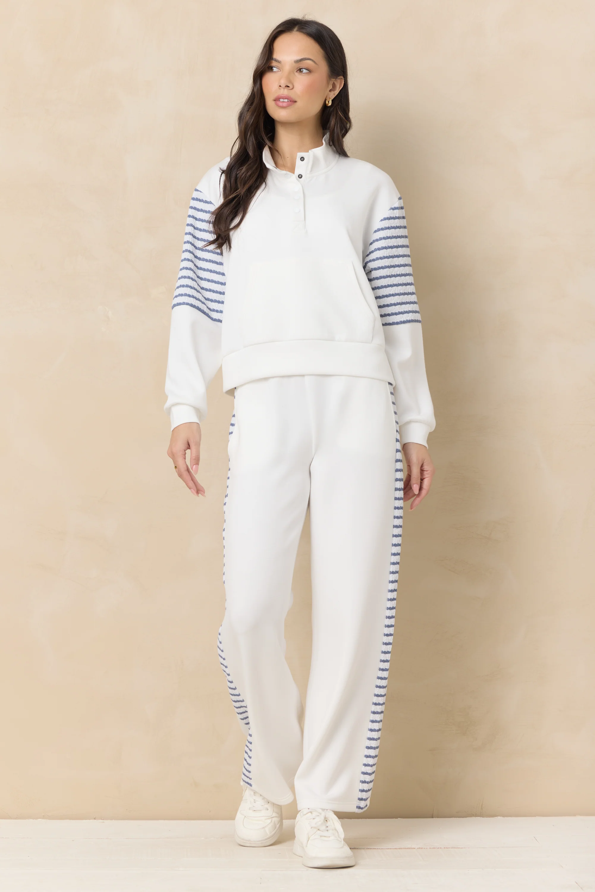 Wide Leg Pant with Striped Side - Image 3